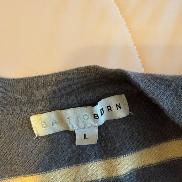 Baticborn Striped Sweaters - Picture 3 of 6